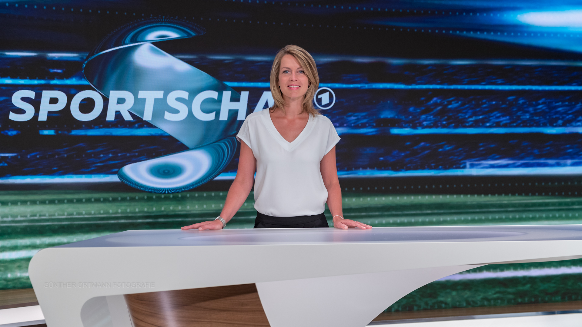 FußballBundesliga mit Jessy Wellmer Günther Ortmann